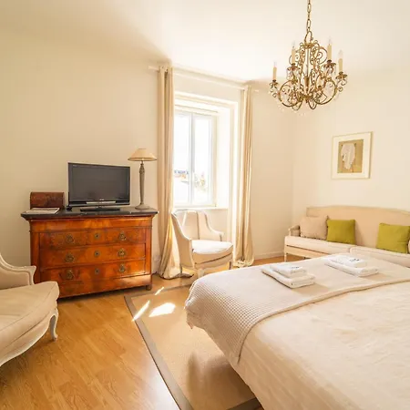 Belle Demeure Au Coeur Des Sables & Parking * لي سابلِ دولونْ