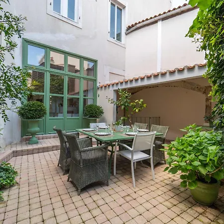Belle Demeure Au Coeur Des Sables & Parking بيت للعطل